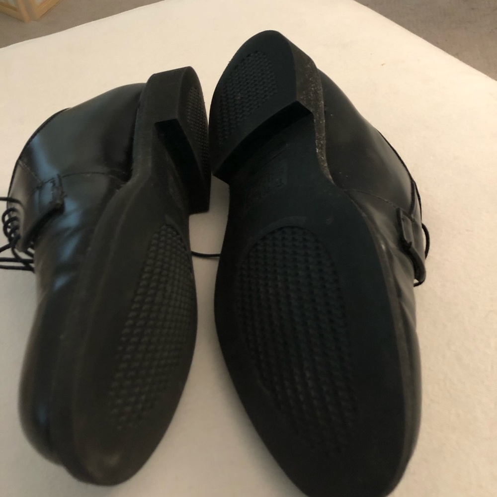 Men’s Bates Oxford Shoes - Picture 6 of 6